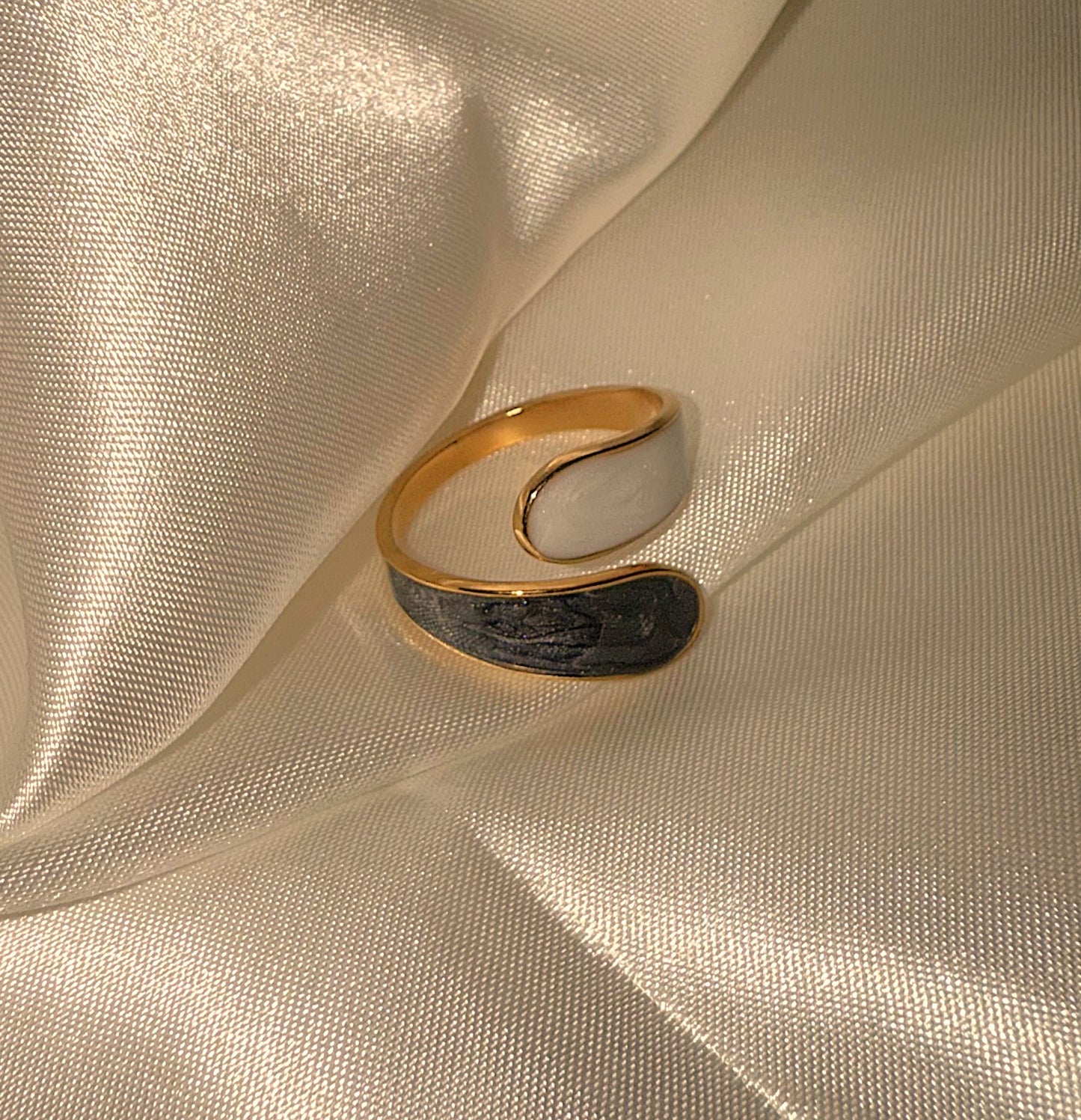 Oakley Ring